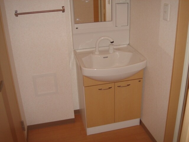 グランドイーストIIの物件内観写真