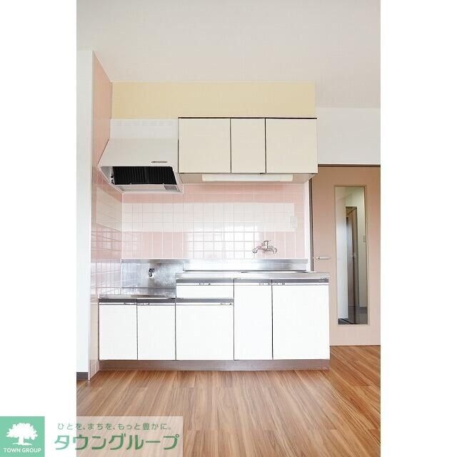 ルミエール松ヶ丘の物件内観写真