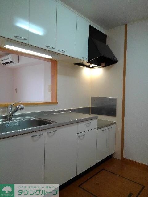 インプレイスメゾンIIIの物件内観写真