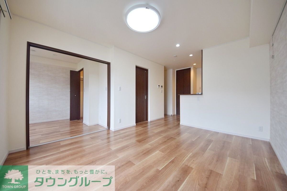 ヌーバ ル オットー・エディフィシオ システィーナの物件内観写真