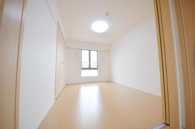 ソーレ・リデンテ Iの物件内観写真