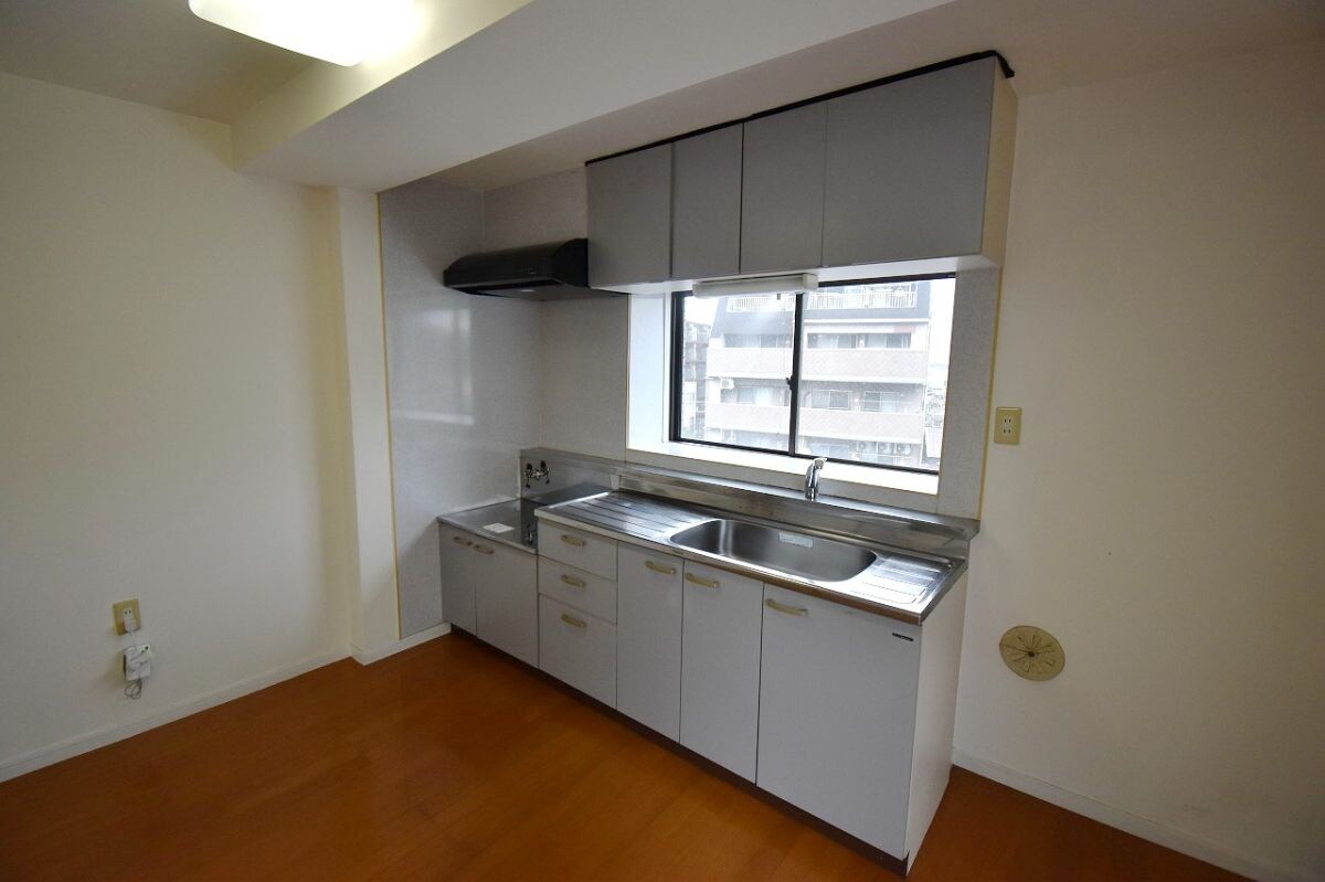 ニチエーイン10の物件内観写真