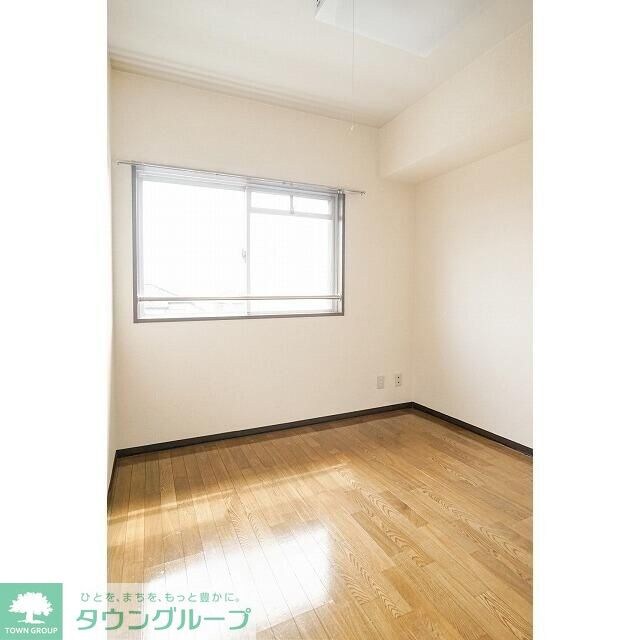 ルミエール松ヶ丘の物件内観写真