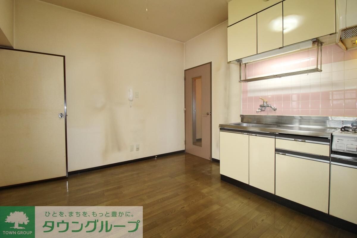 ルミエール松ヶ丘の物件内観写真