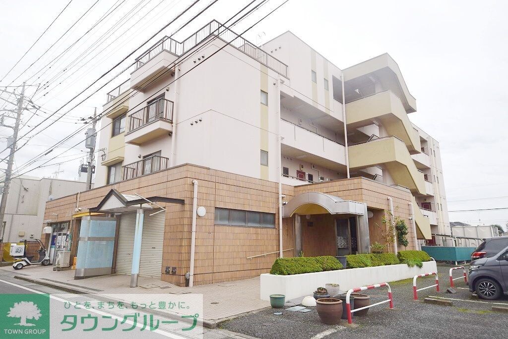 ティーワイパレスの物件外観写真