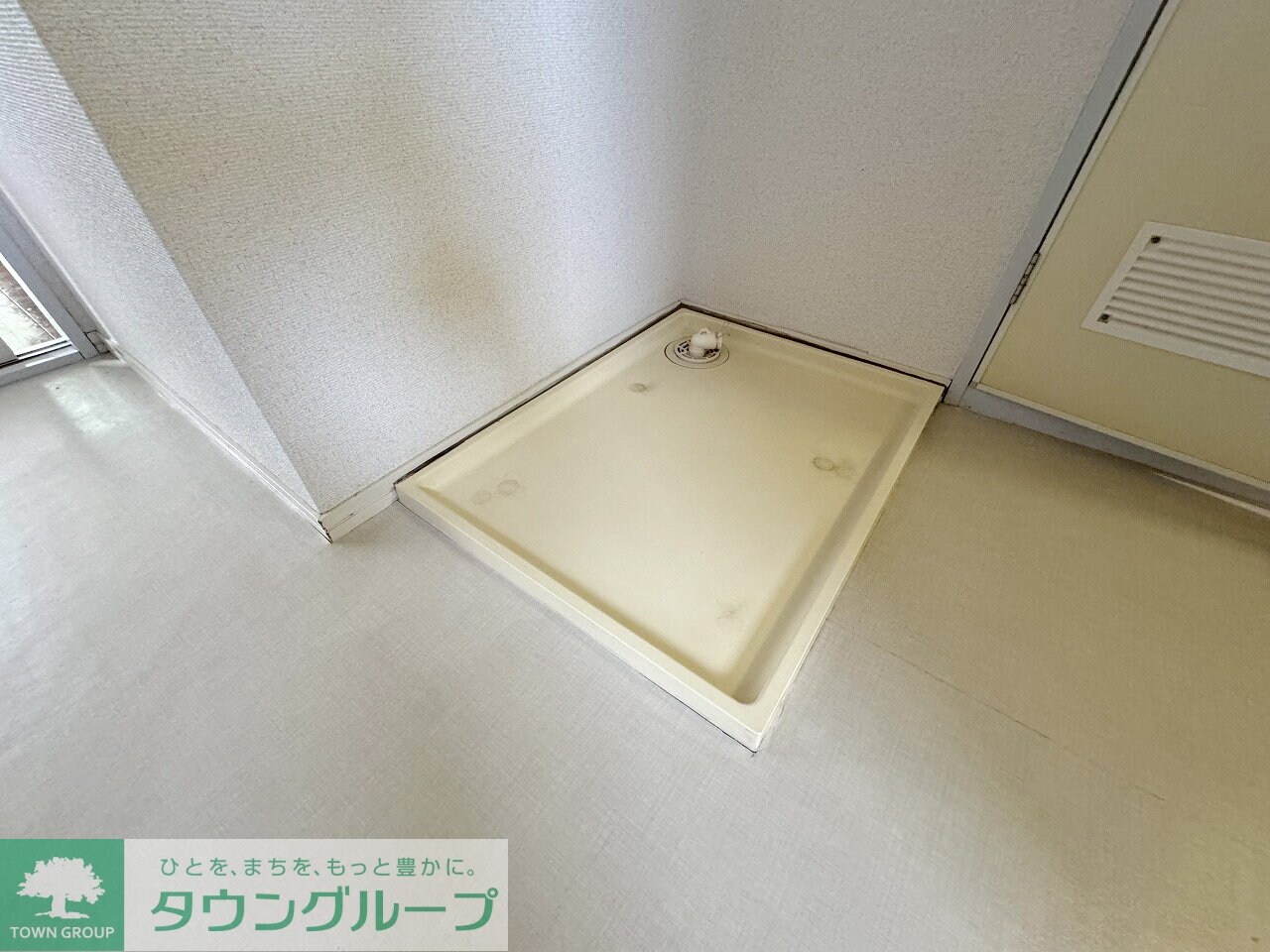 リヴレーヌ弐番館の物件内観写真