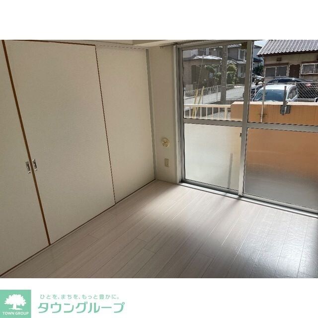 サニーエステートの物件内観写真