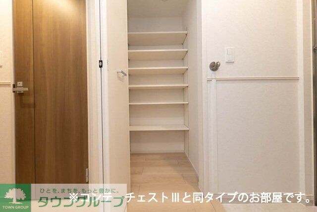 コリーヌ・ブリズIIIの物件内観写真