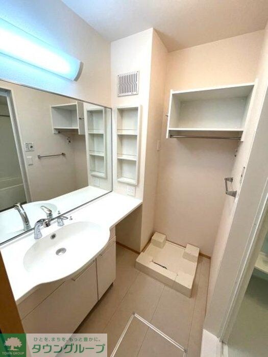 シャインアイリスIIの物件内観写真