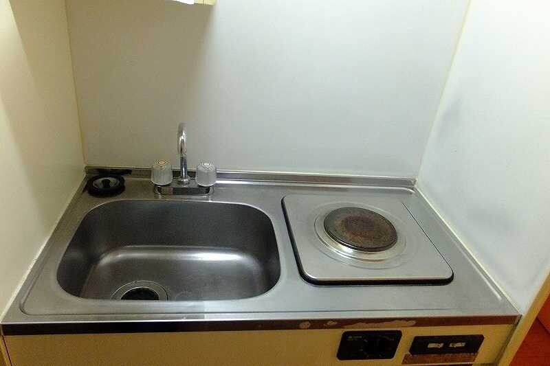 レオパレスメイプルハイム高野台1号館の物件内観写真