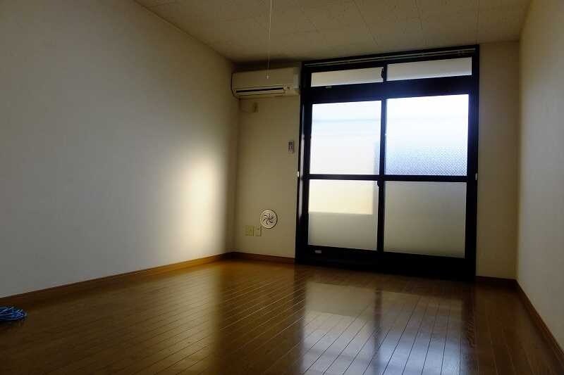 レオパレスメイプルハイム高野台1号館の物件内観写真