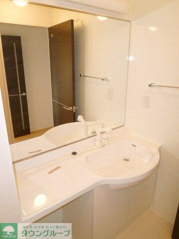 クローカスNIIZA Aの物件内観写真