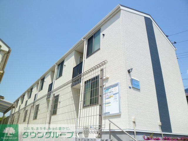 レオネクストヴェルサイユ浅間の物件外観写真