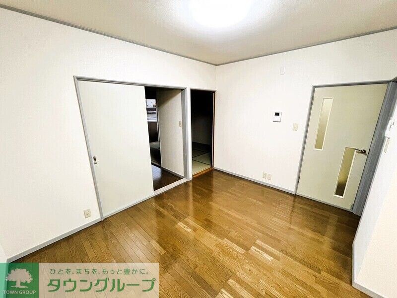 フレール西川Bの物件内観写真