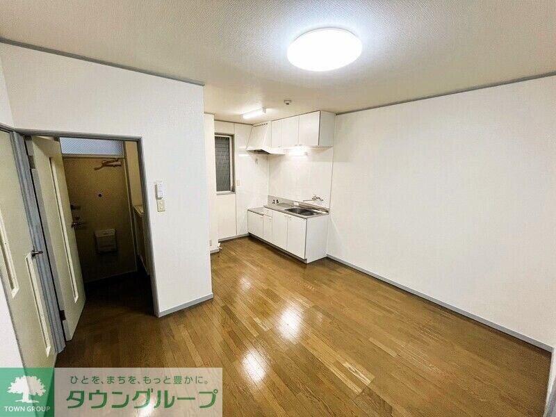 フレール西川Bの物件内観写真