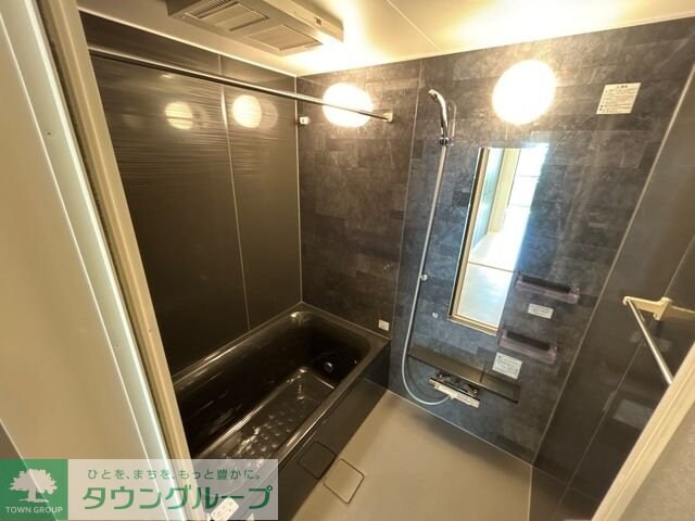 レヴメゾン神山五番館の物件内観写真