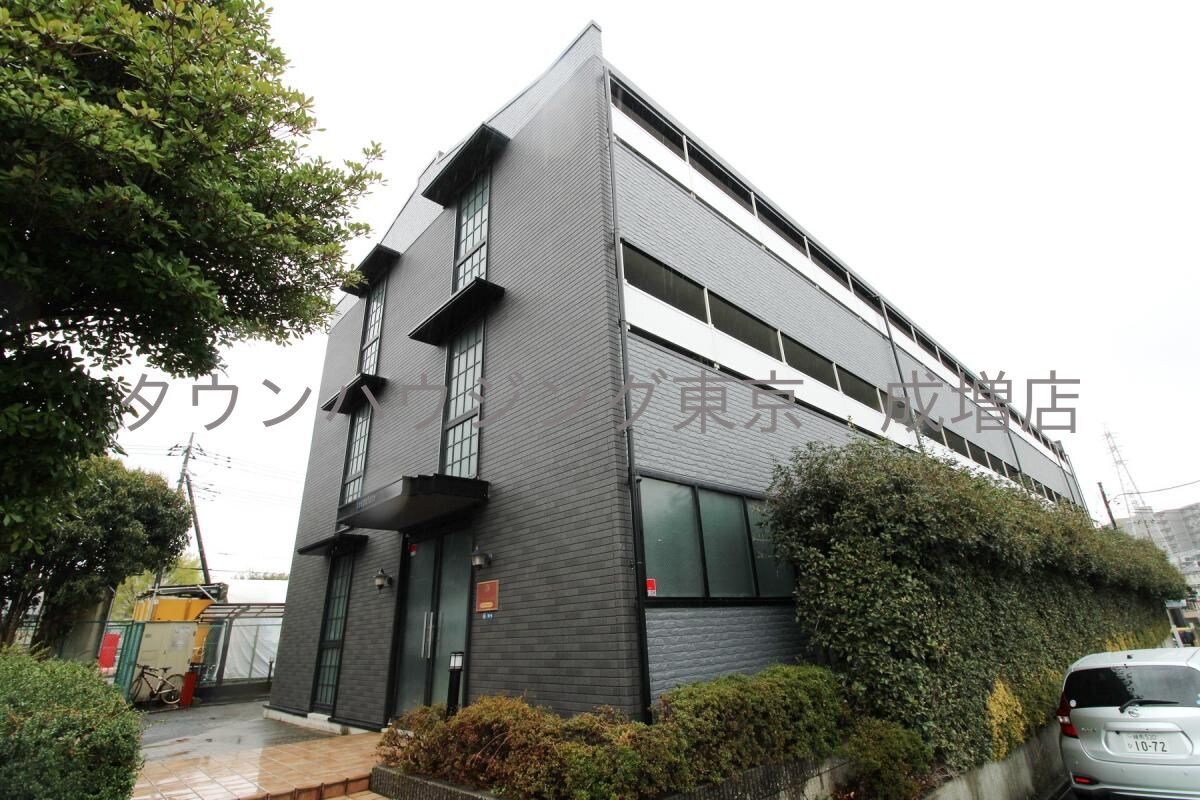 レオパレスガーデンビレッジの物件外観写真