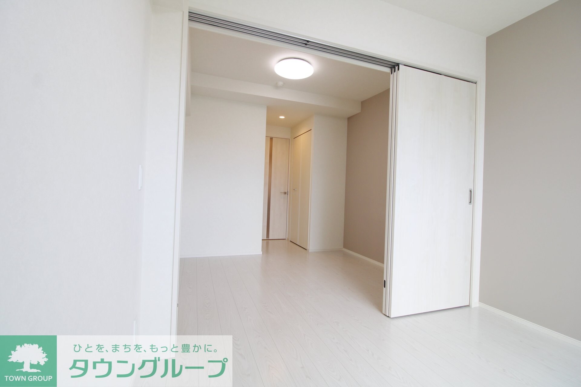 プライムガーデン赤塚の物件内観写真