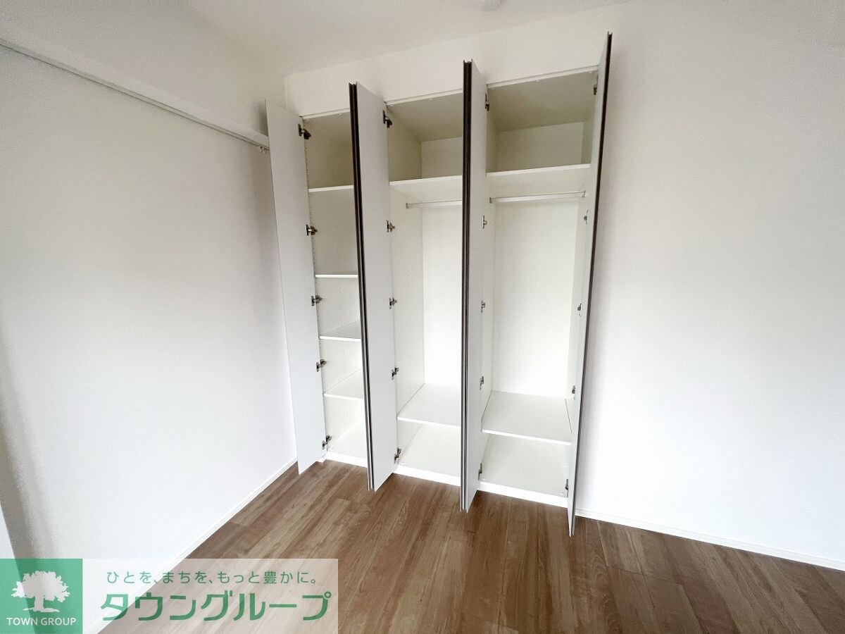 ロイジェント志村坂上の物件内観写真