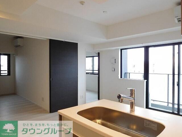 クレストコート志村坂上の物件内観写真