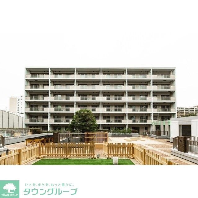 コンフォリア高島平の物件外観写真