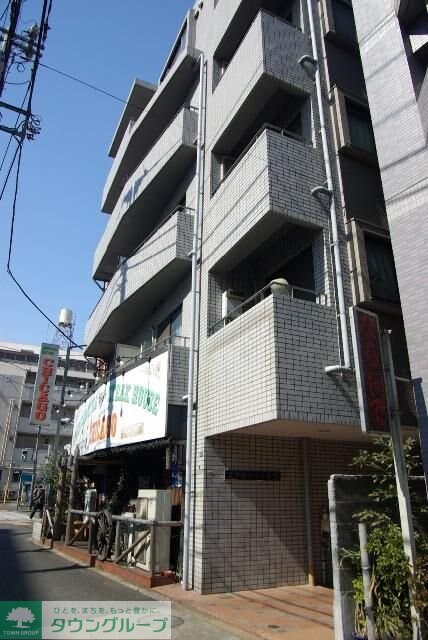 エクセリーヌ本町の物件外観写真