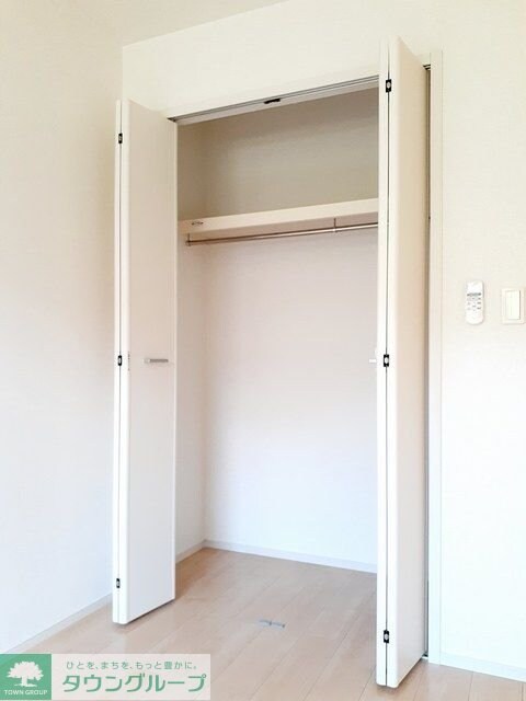 バーントシェンナ IIの物件内観写真