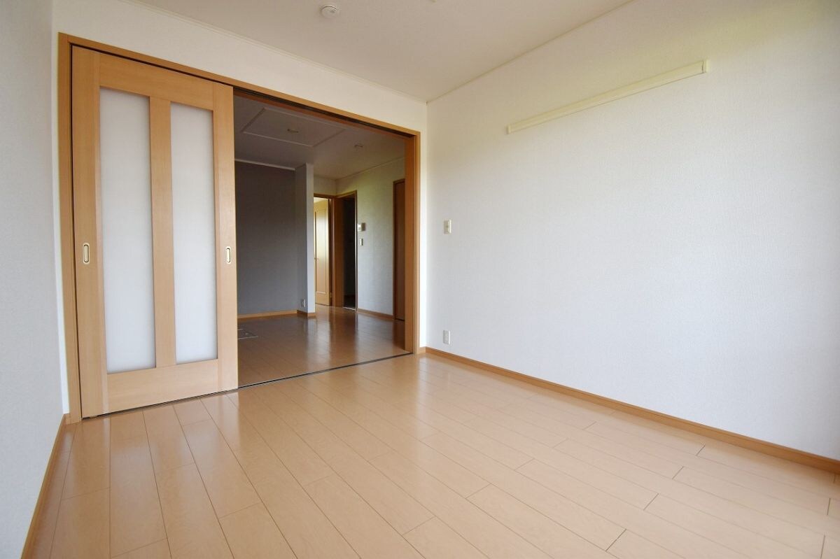 グリムローズ ガーデンの物件内観写真