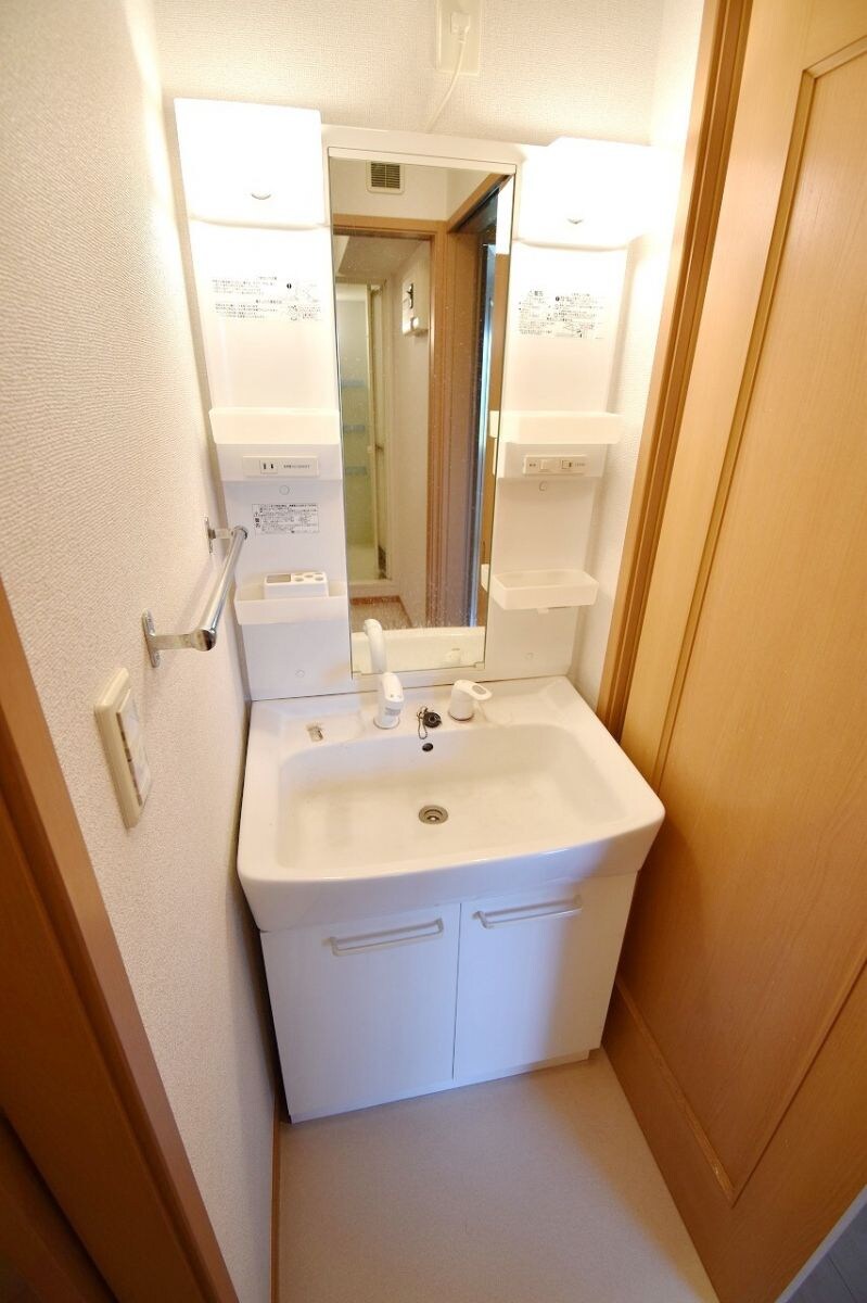 グリムローズ ガーデンの物件内観写真