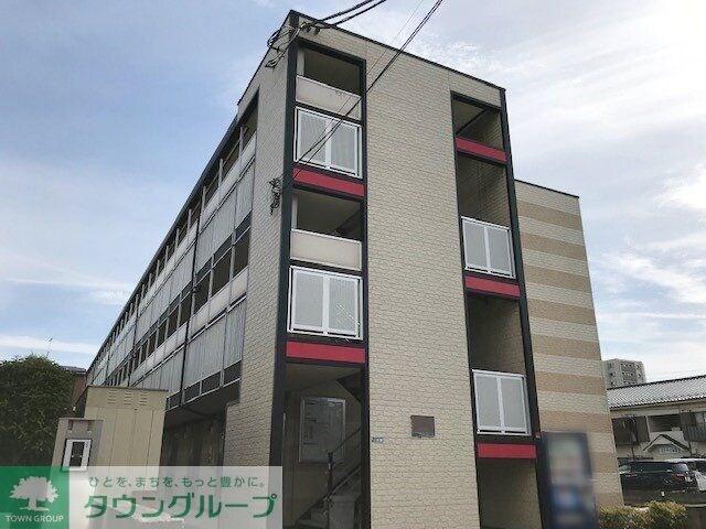 レオパレスYUTAKAの物件外観写真