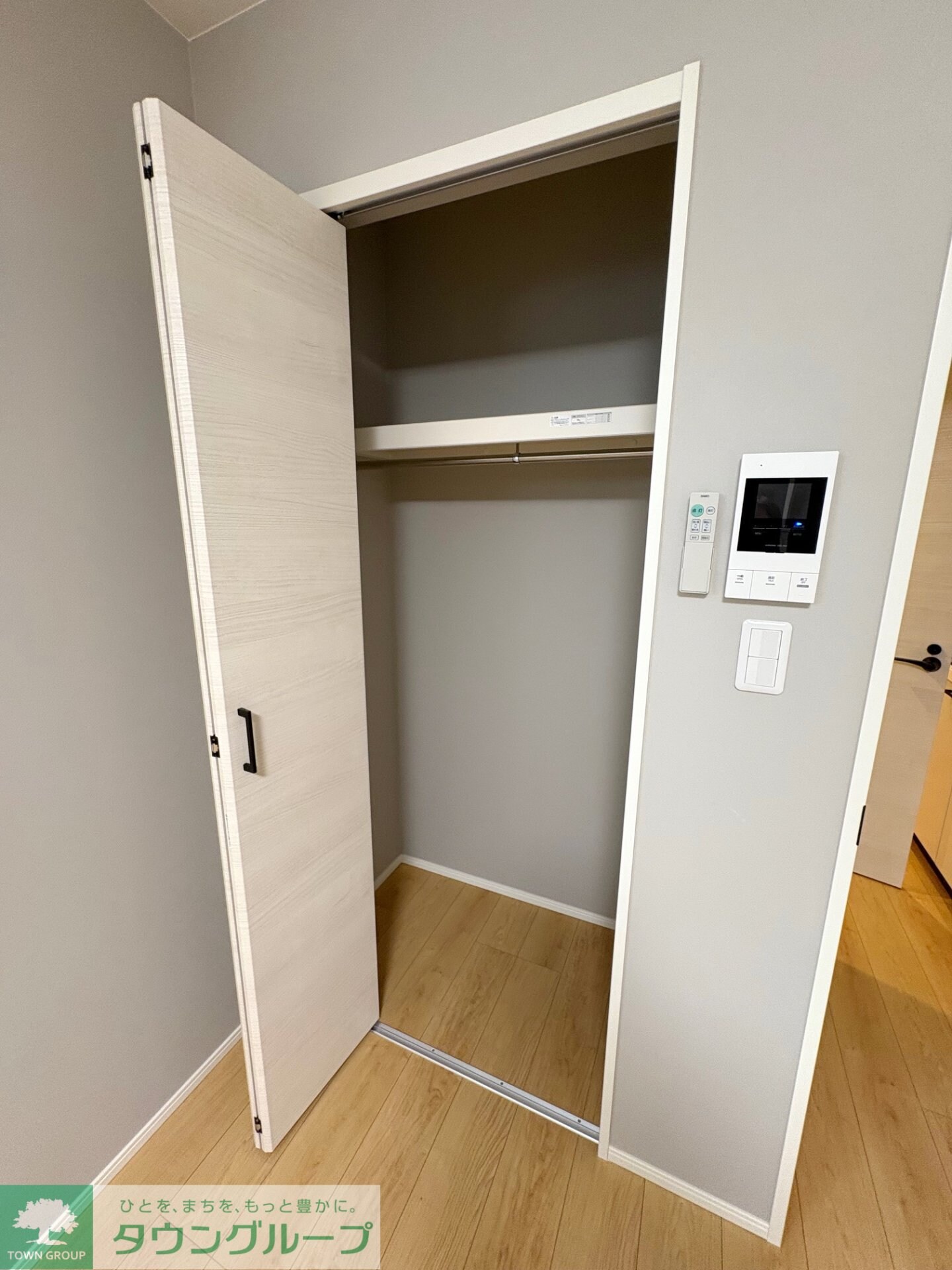 エフプレスト岸町の物件内観写真