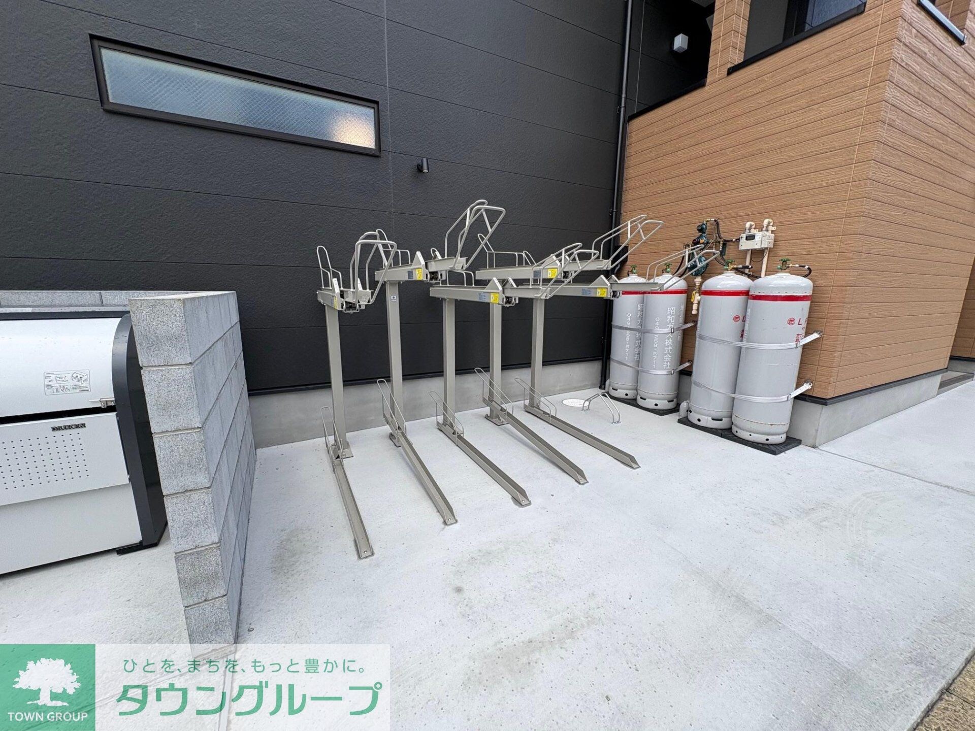 エフプレスト岸町の物件内観写真