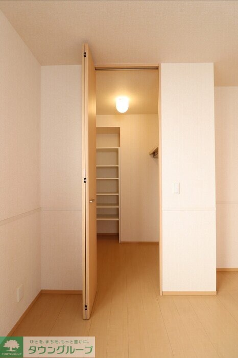 コージーハウス Bの物件内観写真