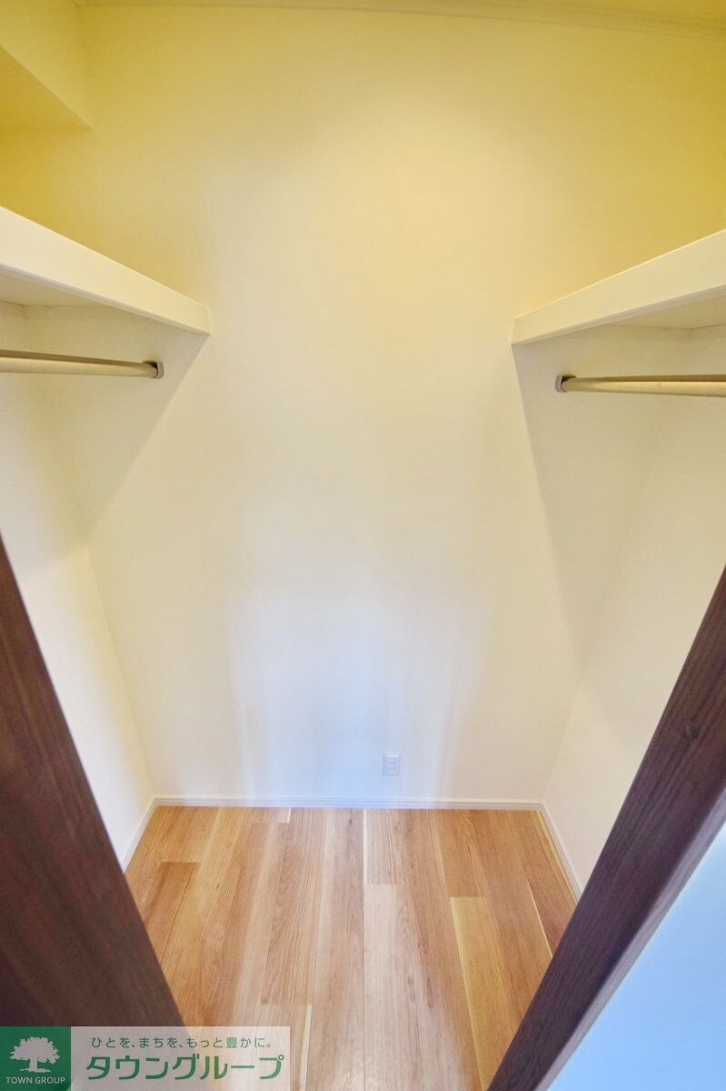 ヌーバ ル オットー・エディフィシオ システィーナの物件内観写真