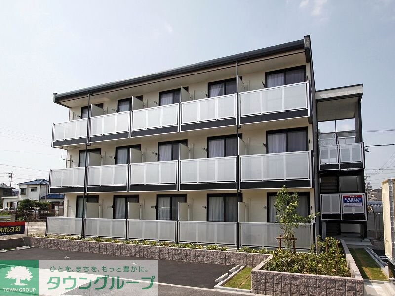 レオパレス松葉の物件外観写真