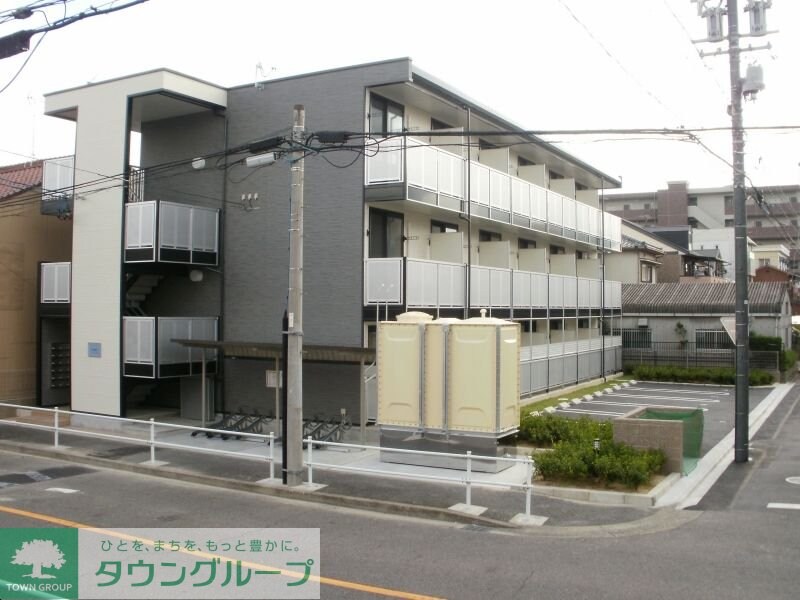 レオパレスコスモスの物件外観写真