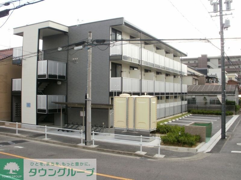 レオパレスコスモスの物件外観写真