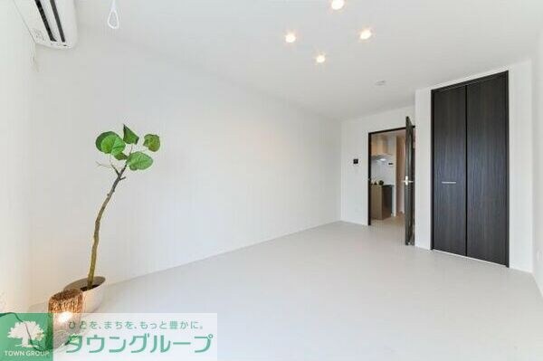 RESENCE CHIKUSAの物件内観写真