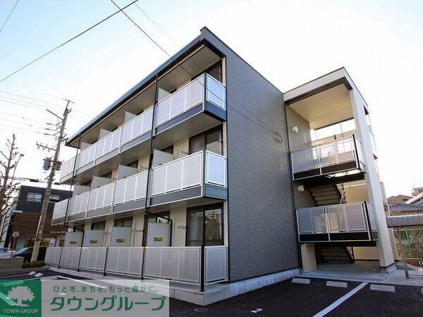 レオパレス稲葉地本通の物件外観写真