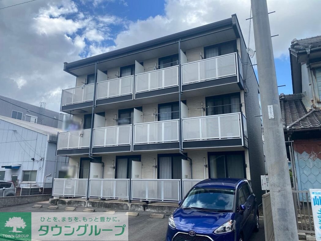 レオパレスこもとIIの物件外観写真