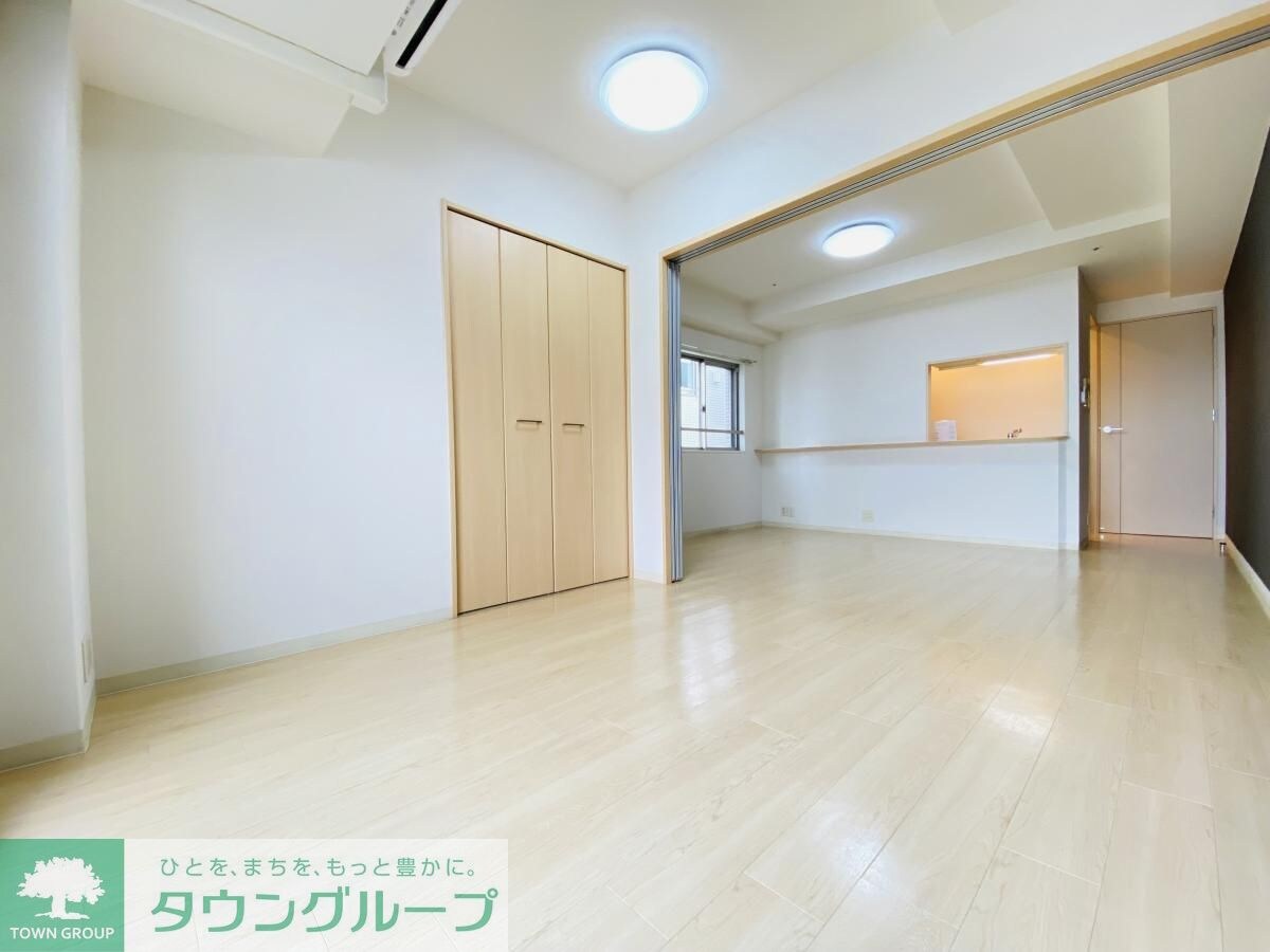 カスタリア栄の物件内観写真