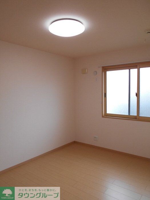 スピリア・ヒビツ Bの物件内観写真