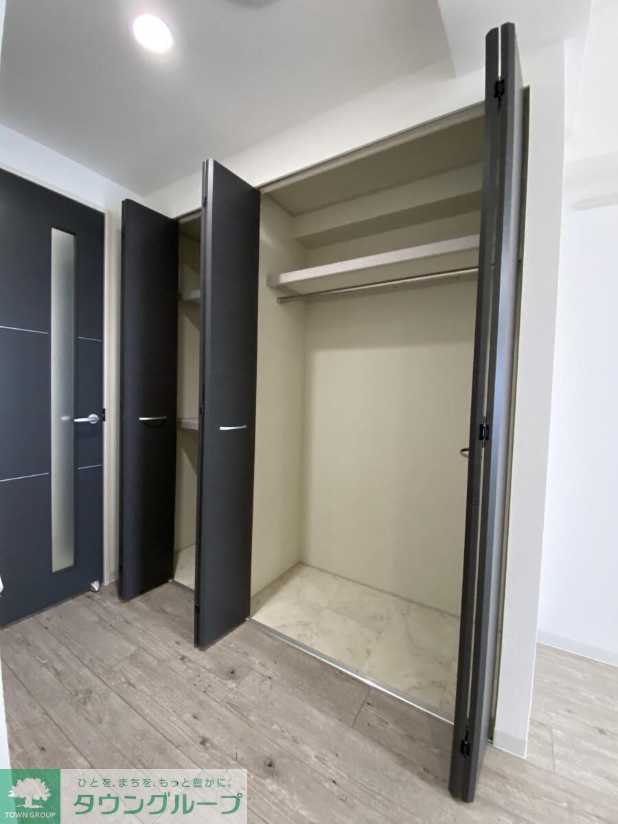 グランパークタワーの物件内観写真