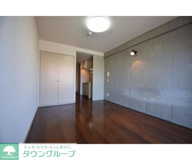 ノーサレンダーの物件内観写真