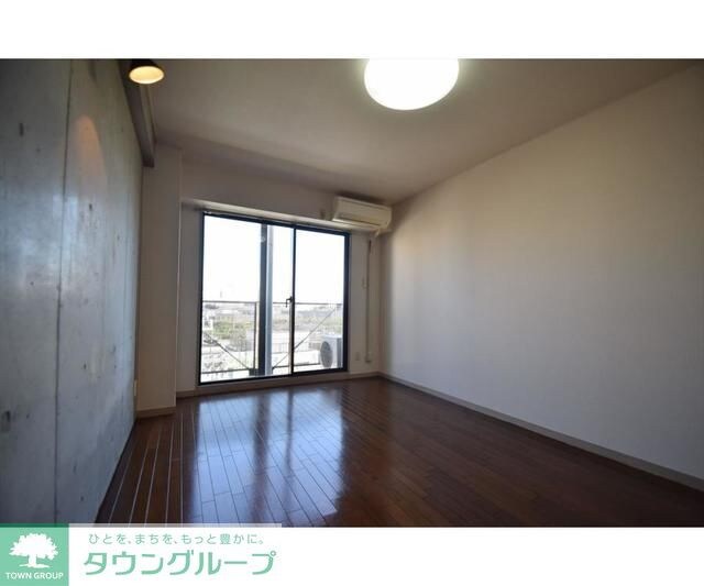 ノーサレンダーの物件内観写真