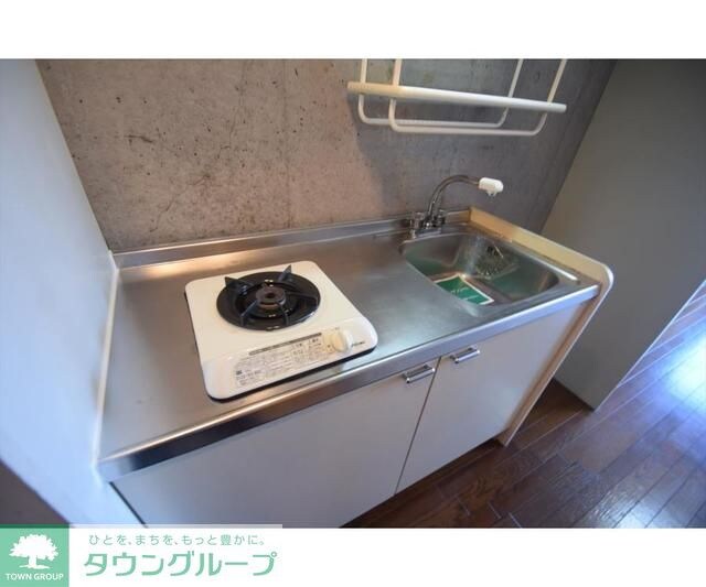 ノーサレンダーの物件内観写真