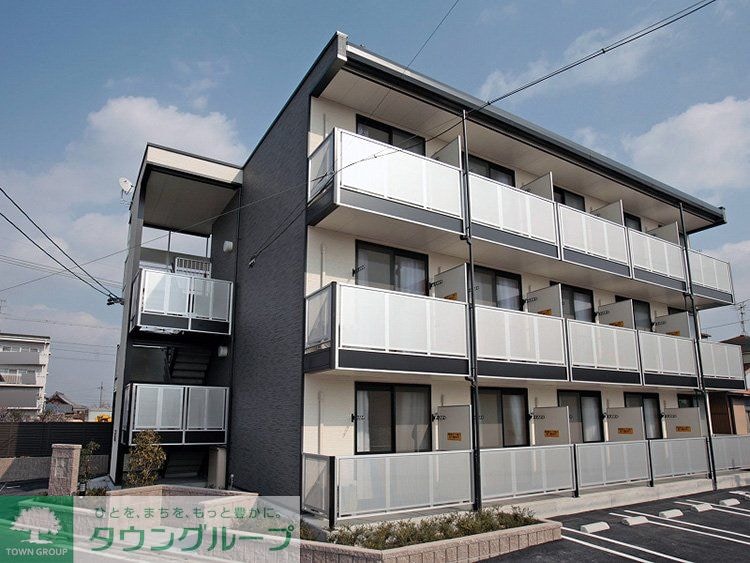 レオパレス榮の物件外観写真