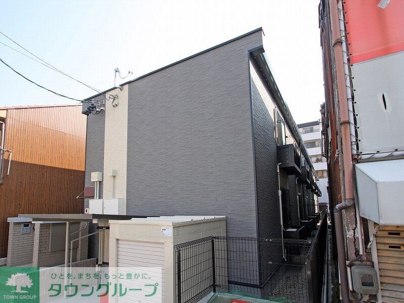 レオパレス大門の物件外観写真