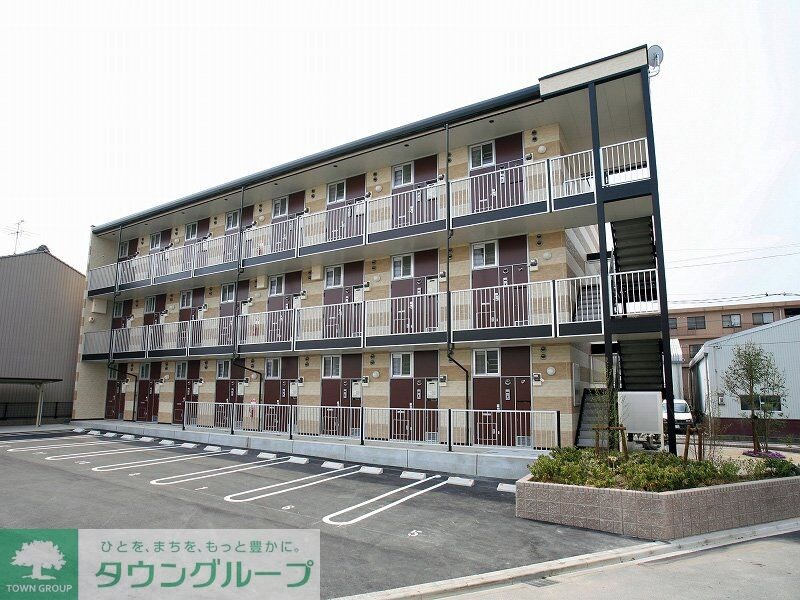 レオパレス城屋敷110の物件外観写真