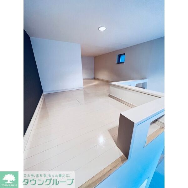 クリスタルガーデンの物件内観写真